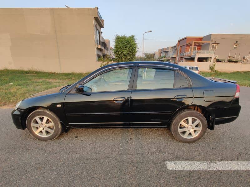 Honda Civic EXi 2001 3