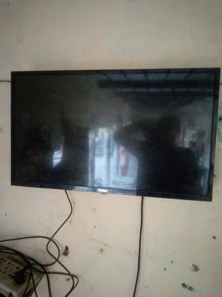 LED Orient original hai 32 inches 2