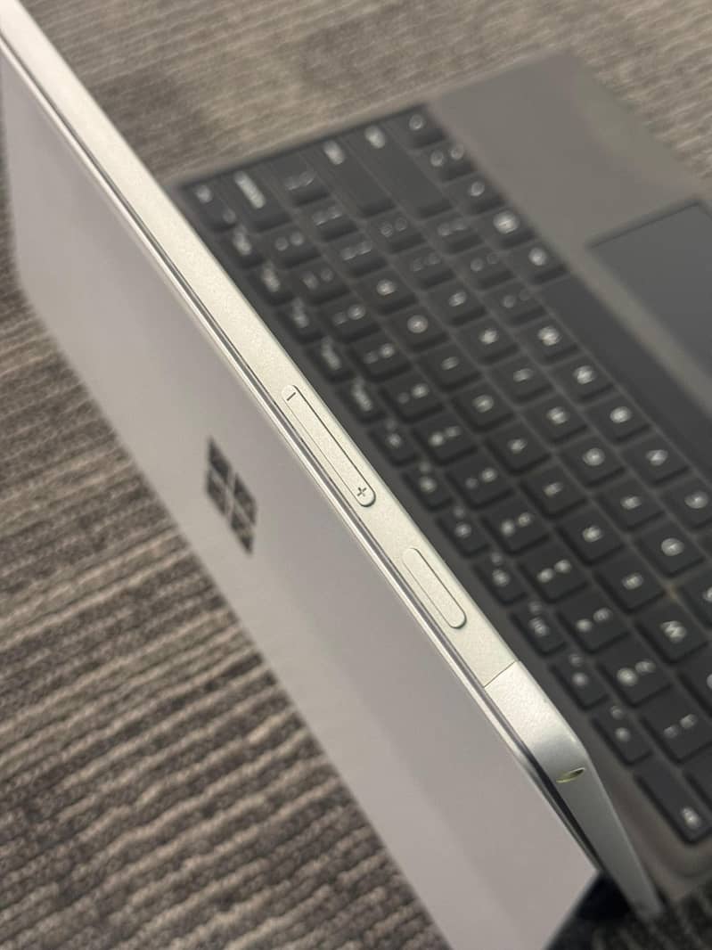 Microsoft Surface Pro 7 Plus 13