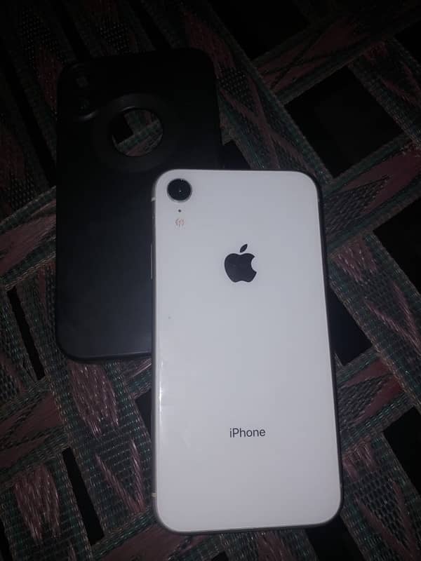 iphone XR for sale 3