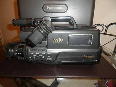 National VHS movie system (NV-M1000)/National VHS camcorder/with case 2