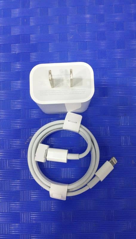 Original apple iphone 13 pro max cha data cable type c & thirteen 20 w 0