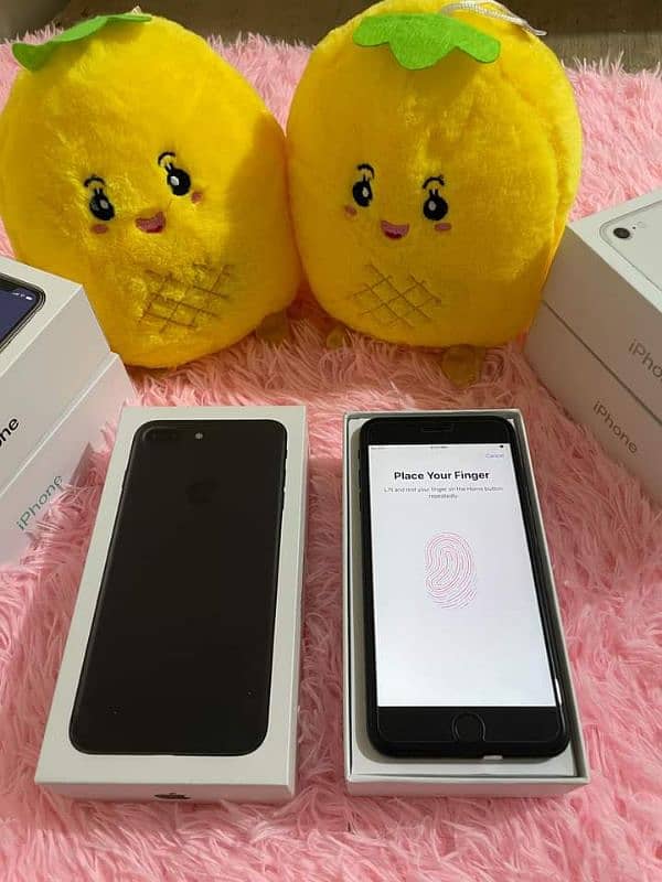 iPhone 7 plus/128gb PTA approved 0340=3549=361 3