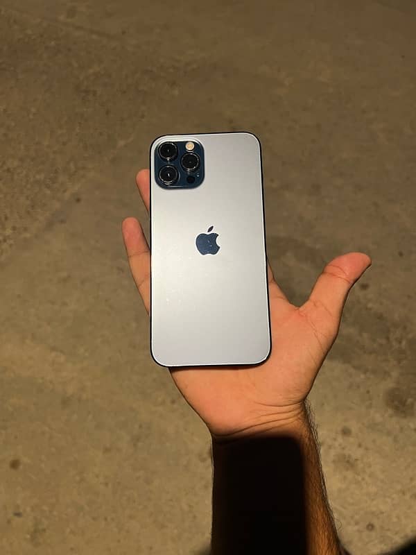 i phone 12 pro max 0