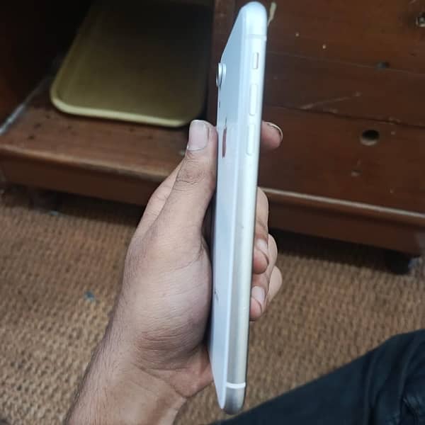 iPhone XR 64gb non pta jv 3