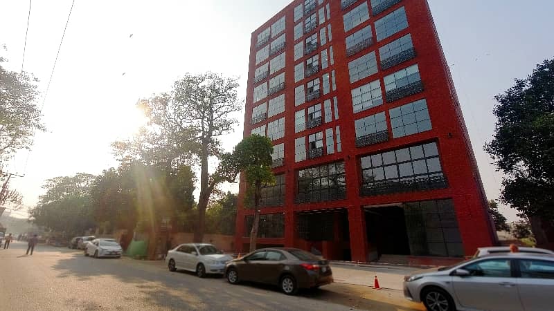 816 Square Feet Office For Rent In The Perfect Location Of Main Boulevard Gulberg 1