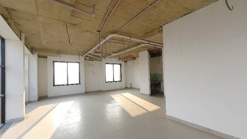 816 Square Feet Office For Rent In The Perfect Location Of Main Boulevard Gulberg 6