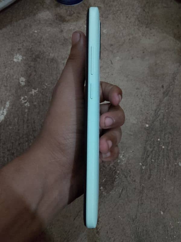 Redmi A2 plus 2