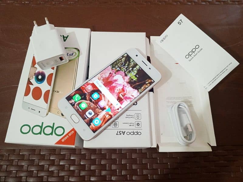 Oppo A57 * 4/64* with complete Box, Changer 0