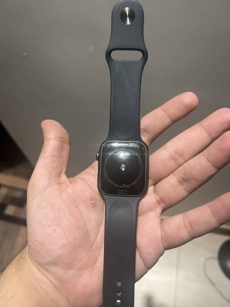 Apple iwatch Se 1st gen 44 mm 2