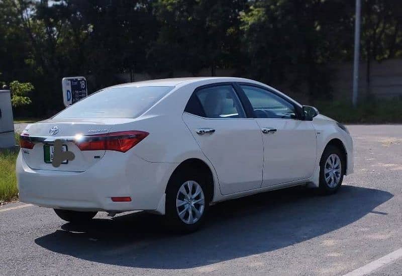 Toyota Corolla XLI automatic 2019 6