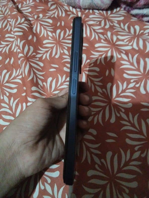 Vivo Y22 4+4/128 mobile with box 2