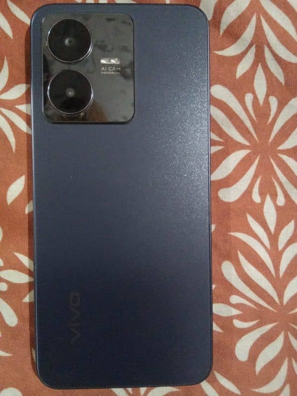 Vivo Y22 4+4/128 mobile with box 5