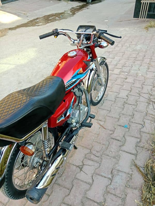 United 125 model 2023 Islamabad Registered 1