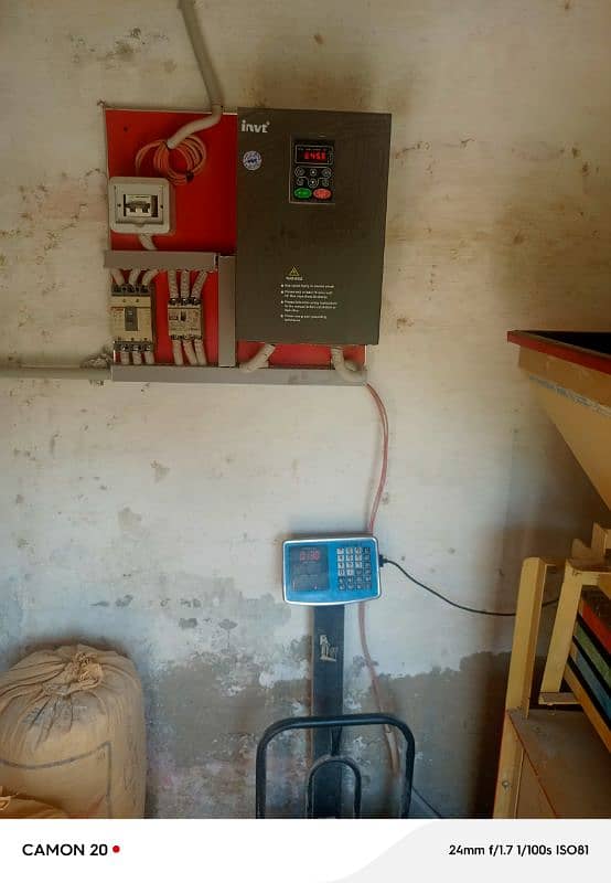 inverter with motor with atta chakki with solar pannels complet 7