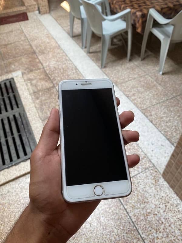 IPhone 8 Plus pta proved white colour 1