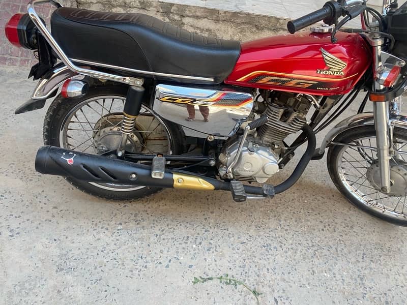 Honda 125 self start 2021/2022 model lush condition 1