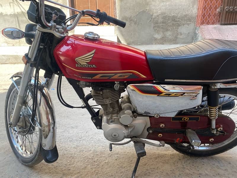 Honda 125 self start 2021/2022 model lush condition 3