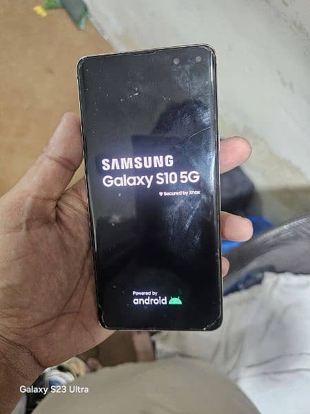 Samsung galaxy s10 5g 8/256 4