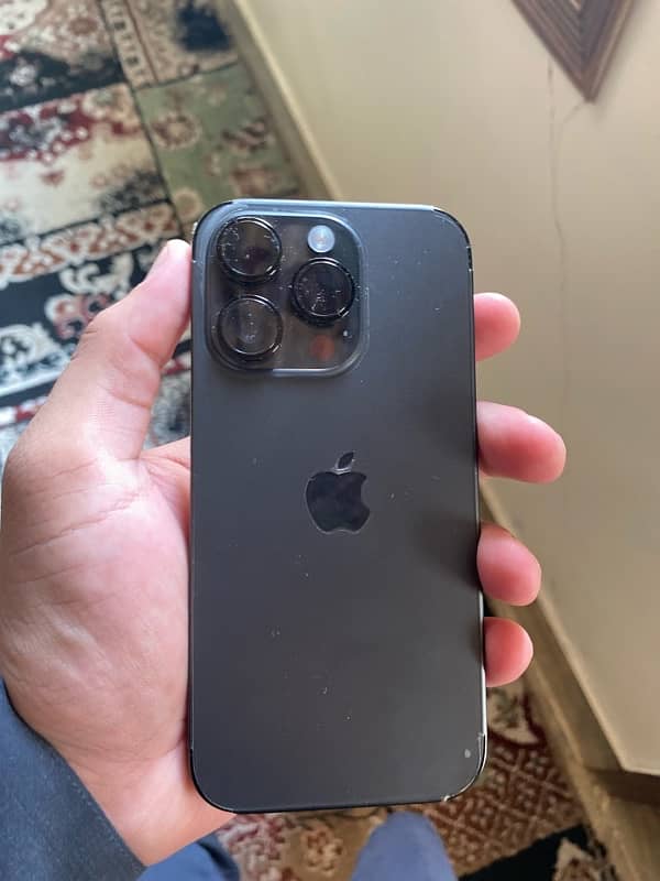 iPhone 14 pro 128 gb jv with box 10/10 1