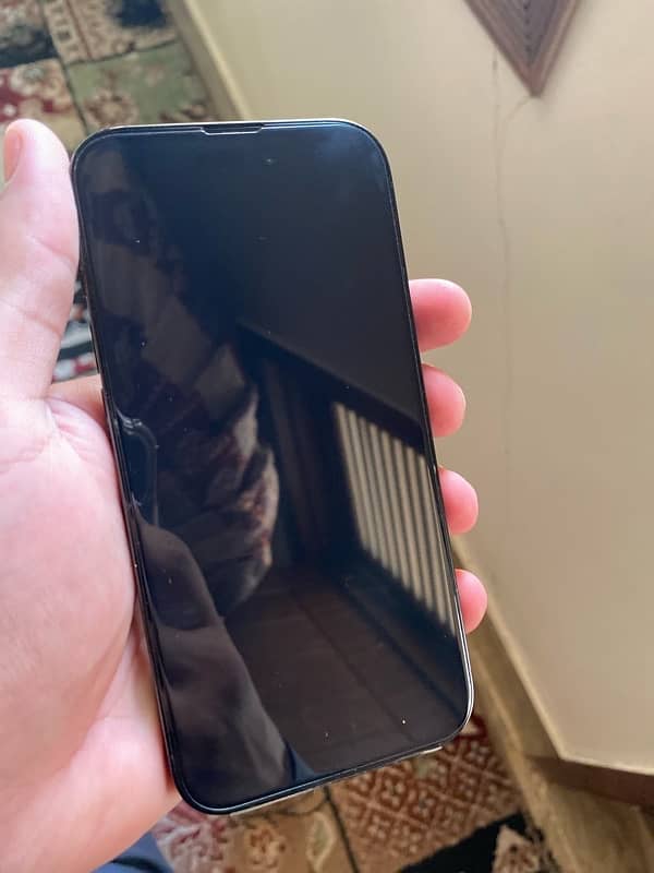 iPhone 14 pro 128 gb jv with box 10/10 2