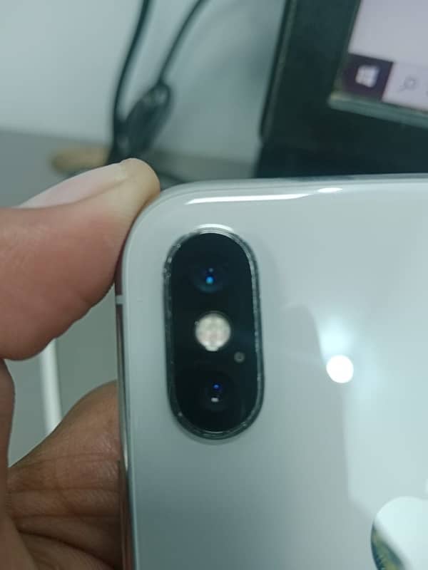 iphone x 10/9.5 64 GB nonpta 1