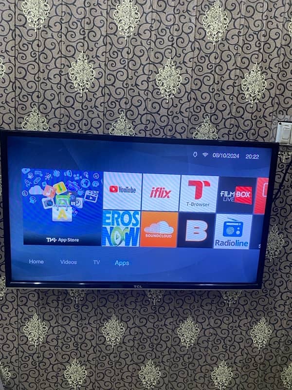 TCL 32’’ inch Android Smart LCD TV 2