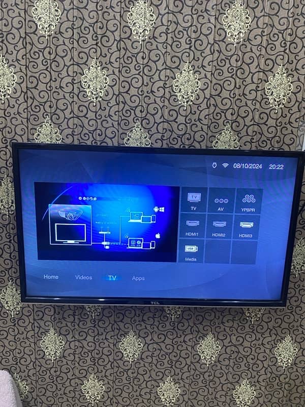 TCL 32’’ inch Android Smart LCD TV 4