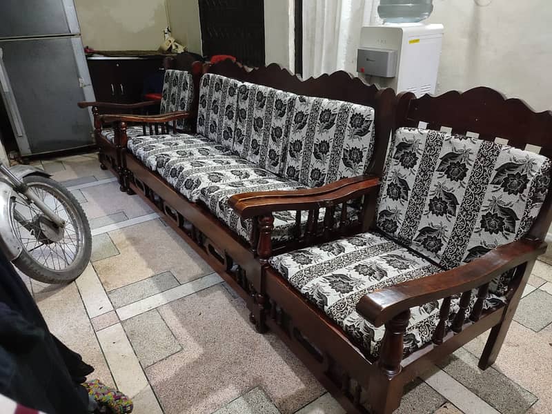 A 3 seater and two 1 seater sofas for sale 5