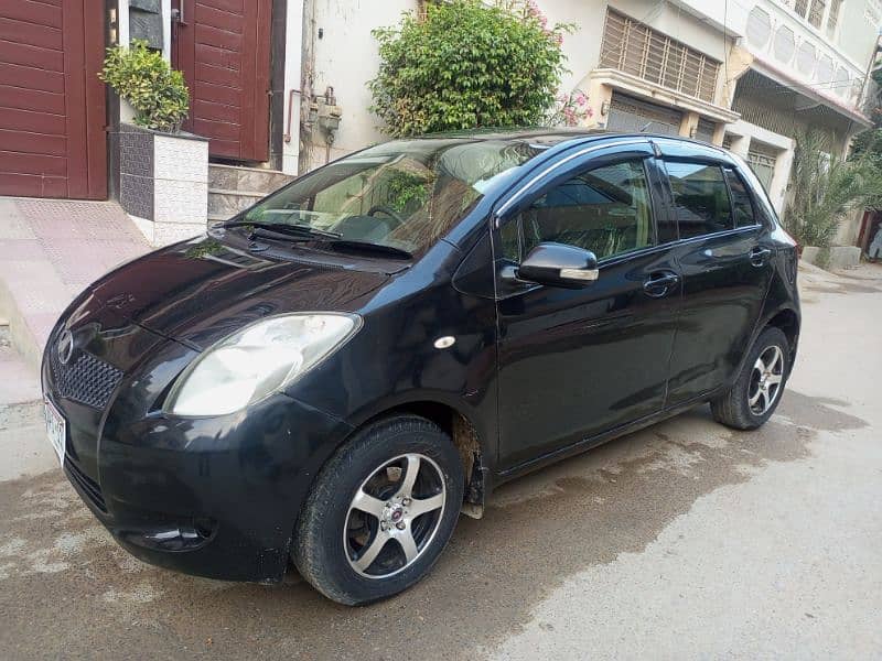 Toyota Vitz 2005/07 1