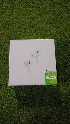 Airpods pro gen 2 all okay bilkul untouched hai contact me 03188264599