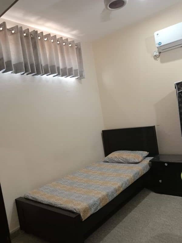 Studio Apartments For Students & Professionals 14