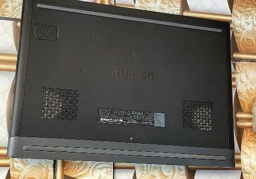 Dell Inspiron 7076 Gaming Laptop 8