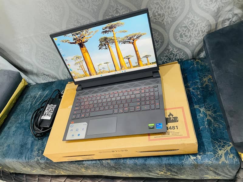 Dell G15 C-i7 GAMING Laptop RTX 3050 Nvidia 11th GEN !! 2