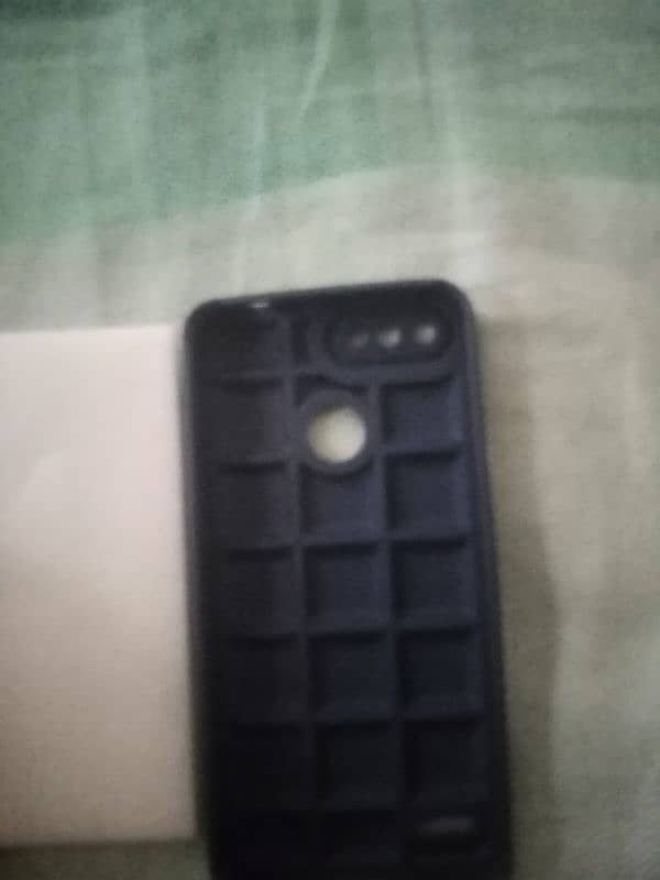 Tecno pop 2F cover (bubbles) 5