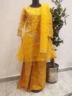 3 Pcs Women's Stitched Organza Embroidered Suit