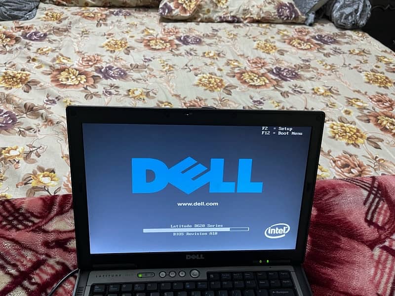 dell laptop 1