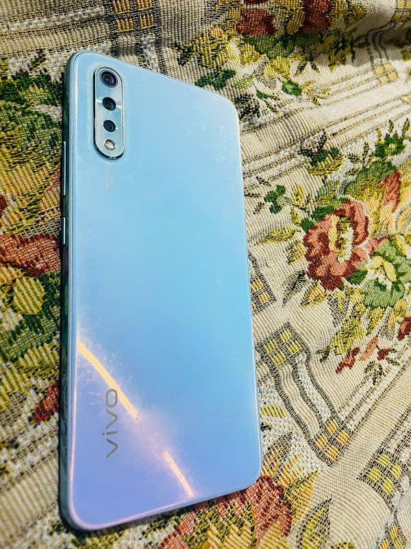 Vivo S1.4GB Ram 128 GB Rom 1