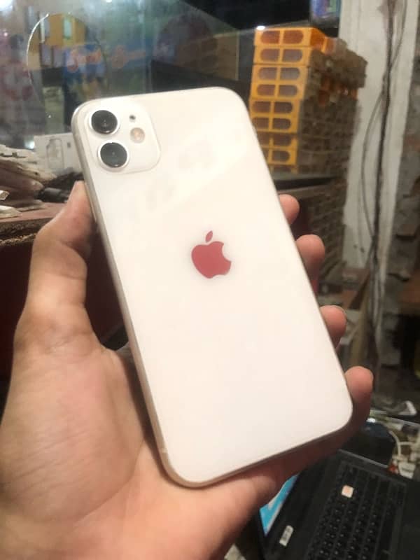 Iphone11 white colour 2