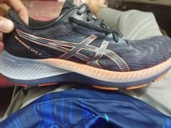 Asics Shoes size 9