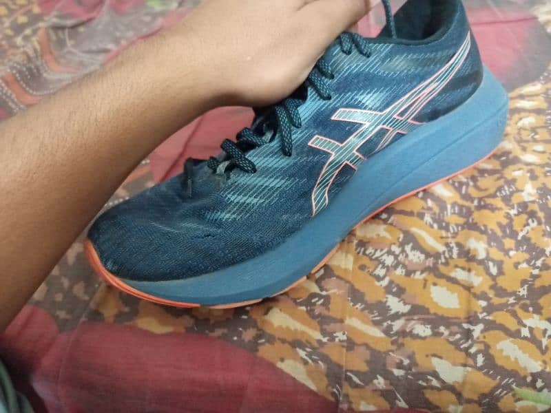 Asics Shoes size 9 3