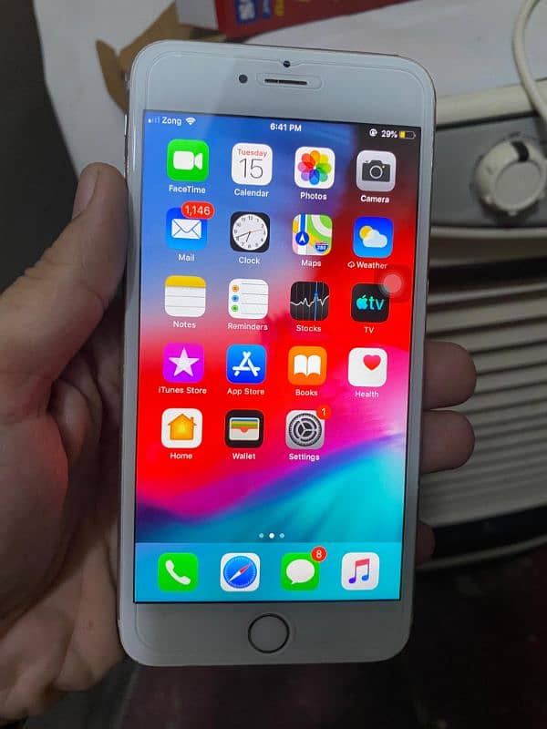 Iphone 6 plus 64gb pta approved 1