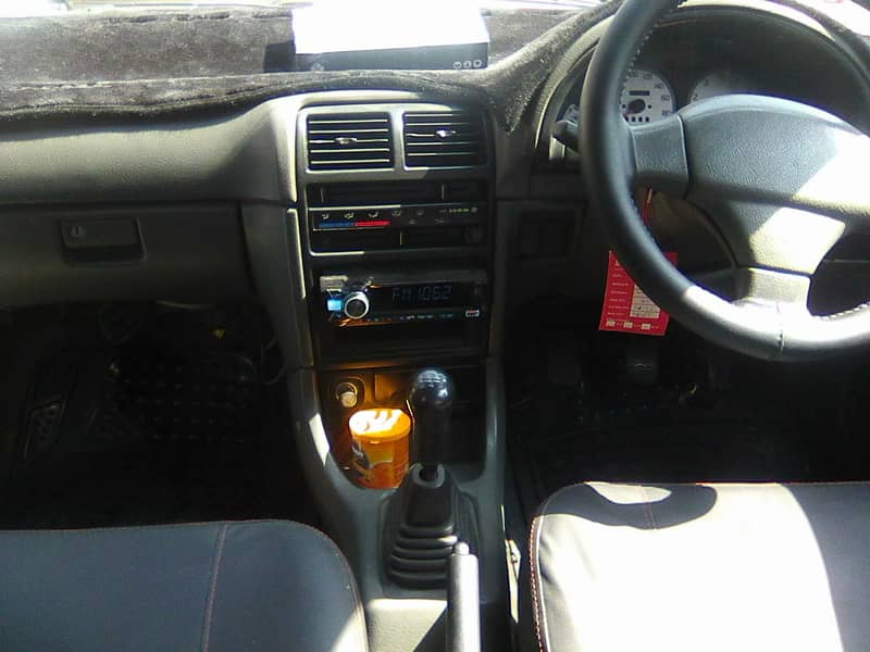 SUZUKI CULTUS VXR MODEL 2004 WHITE COLOUR BEHTREEN CONDITION 9