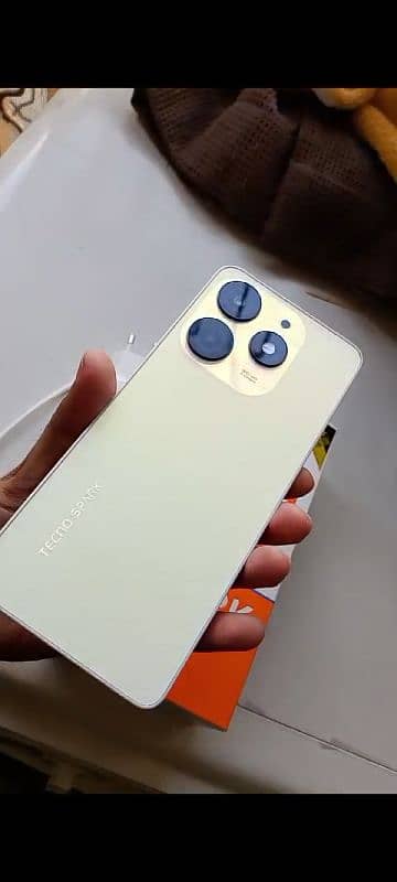 tecno spark 10 pro 16,256 0