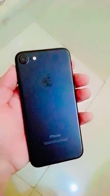 Aoa iPhone 7 for sale non pta ha or 32 gb ha or finger ok all ok ha 2