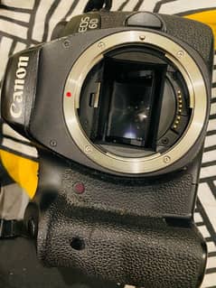 6D camra with lanz  85mm with tow battery charger camra full ok ha