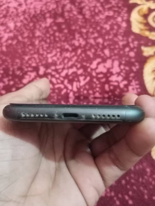 iphone 11jv 64gb black colour 1