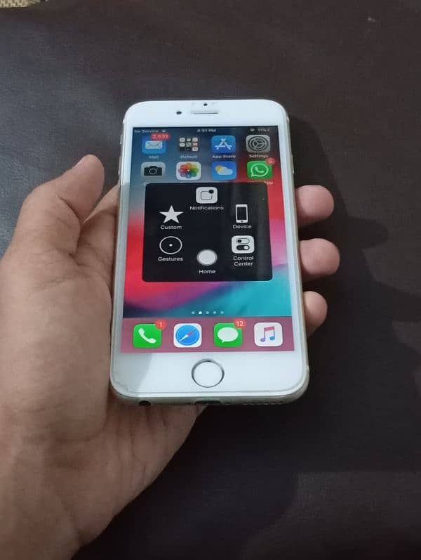 iPhone 6 64gb approved for urgent sale 2