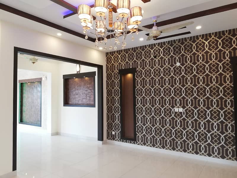 Brand New 10 Marla House For Rent In Gaznavi Block Bahria Town Lahore 1