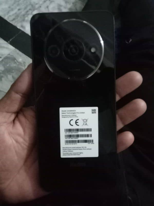 Redmi A3 4/128 bilkul new Hy box ni Hy Mobil or charjar orignl hy 0